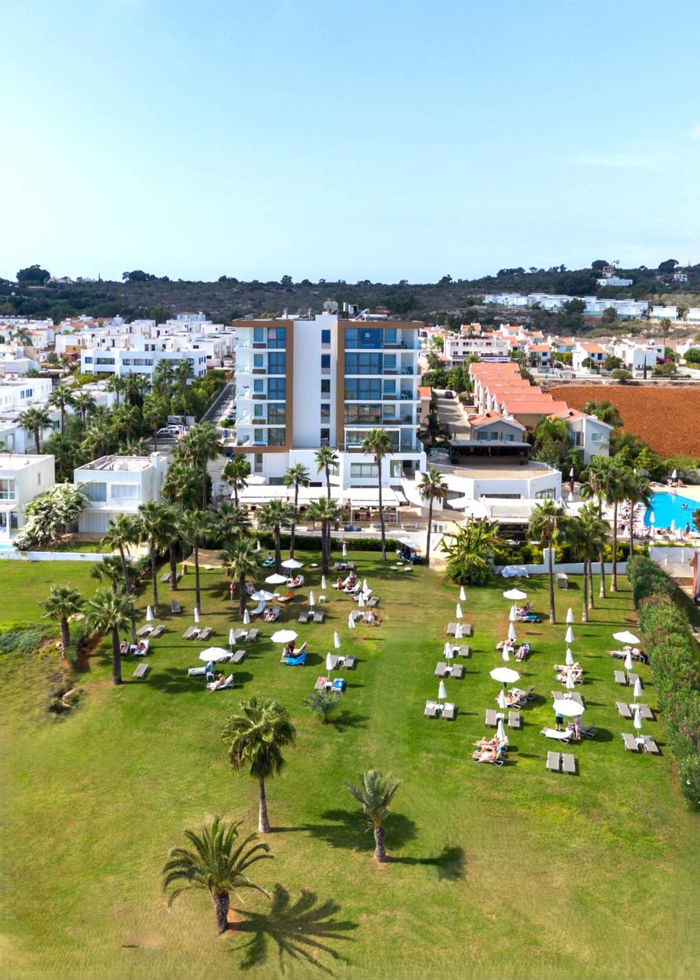 Leonardo Crystal Cove Hotel & Spa - Adults Only Protaras Exterior foto